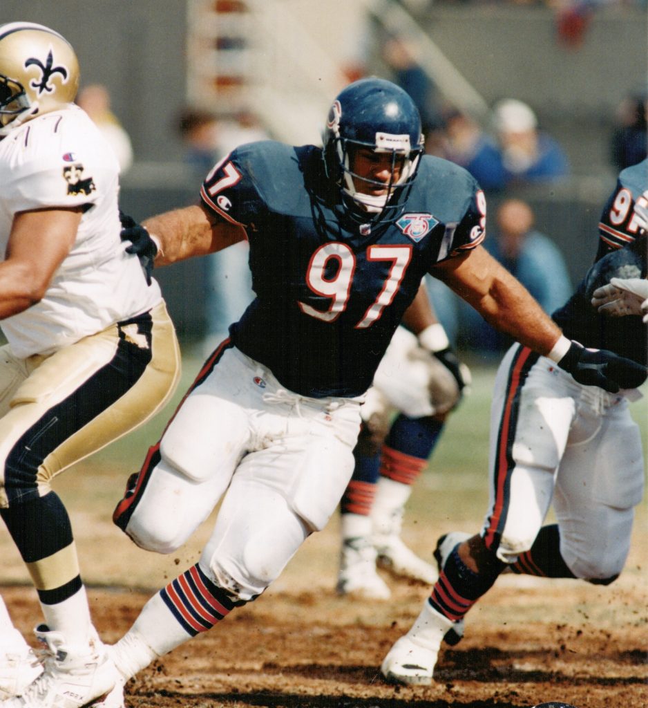 Chris Zorich of the Chicago Bears